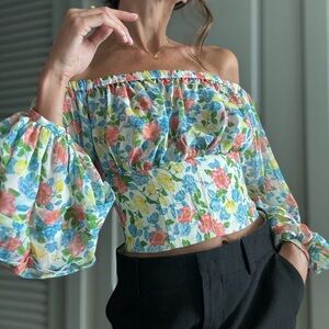 Amur Alora off the shoulders corset floral top